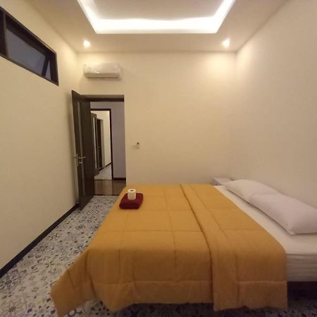 Rumah Wj Rooms And Suites أُلُواتو المظهر الخارجي الصورة